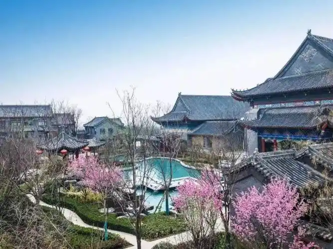 投资重点推荐:北京四合院别墅,临街商铺----河洛古城,现房!