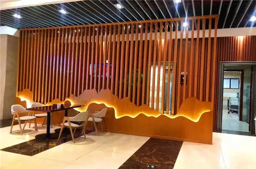 >> 幕墙格栅铝方通奇妙之处