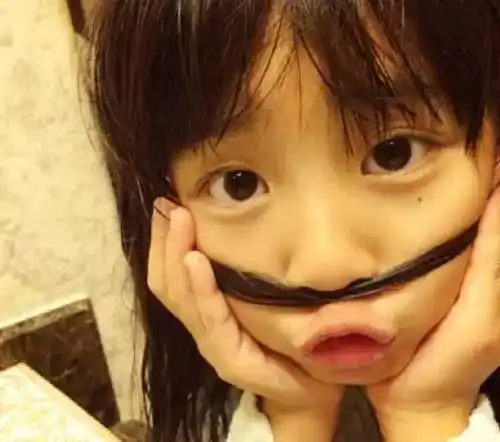 连明星的孩子学琴都这么拼,你还有什么理由不努力?