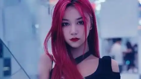 刀小刀自曝重度抑郁,因大面积脱发恐出门,网友:互联网人均抑郁