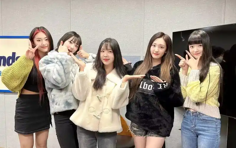 【无中字live】230216 一哈大聪明raina电台节目现场直播访谈(特邀