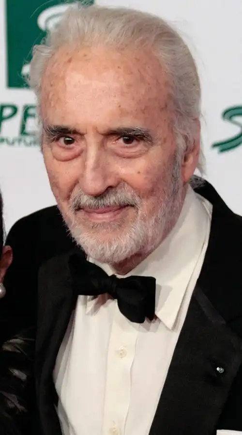 p>克里斯托弗·李(christopher lee,1922年5月27日-2015年6月7日)