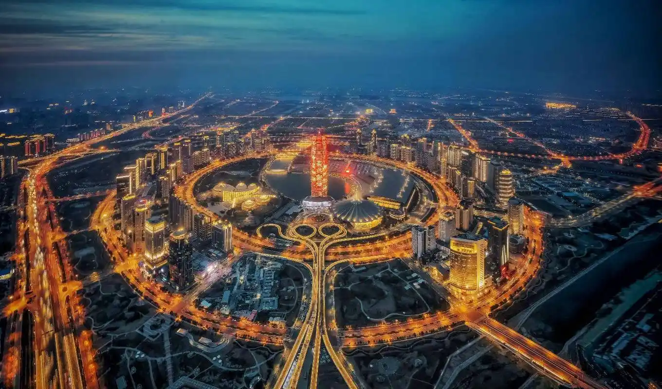 郑州夜景俯瞰.| 光华摄