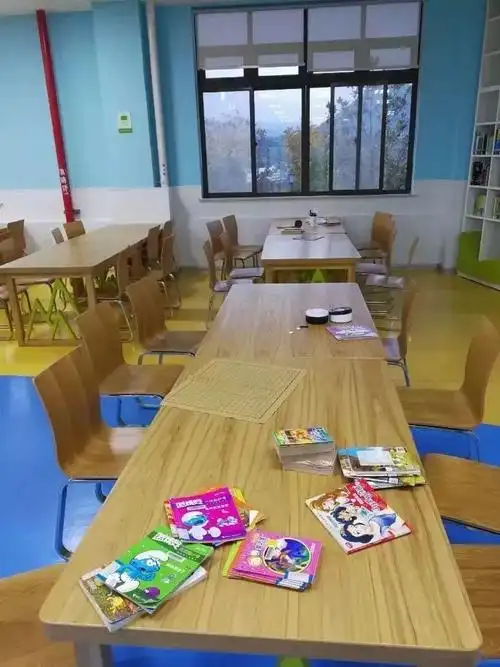 不文明行为让图书馆很受伤