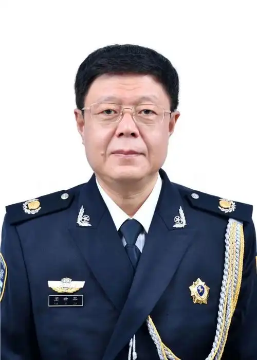 闫希军海南省副省长,公安厅党委书记,厅长