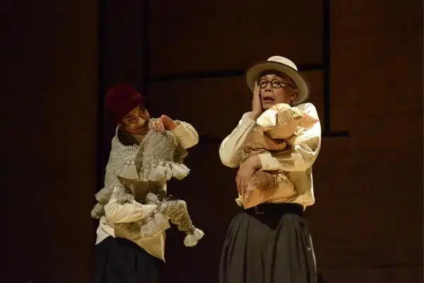 《二马》"全男班"演绎老舍笔下的傲慢与偏见