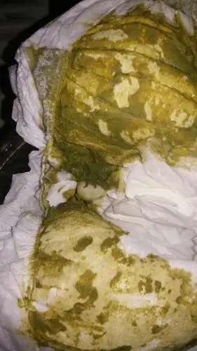 宝宝四个月吃雅培奶粉1段,拉便便褐色是怎么回事,跪求解答