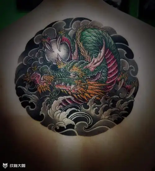龙背部纹身图案大全 - 纹身大咖