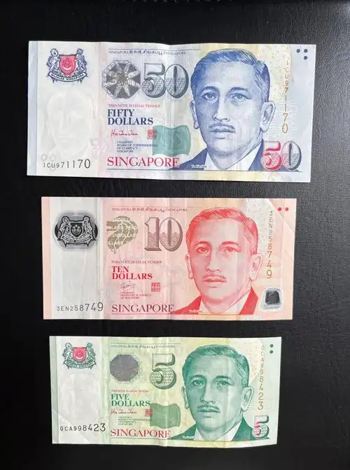 singapore dollar,简称新元或新币,旧称坡币),是新加坡的法定货币,以s