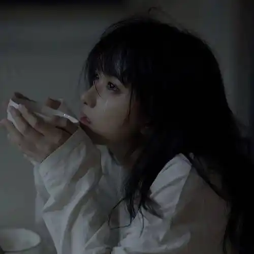 emo丧系女生头像_微信_网络综合_壁纸