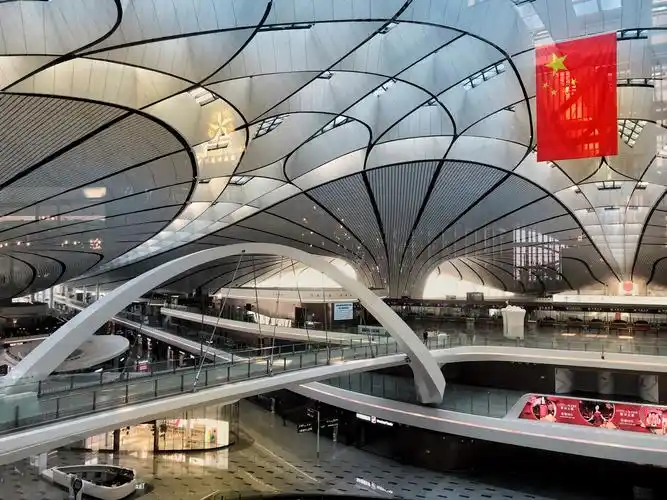 参观新国门, —北京大兴国际机场航站楼