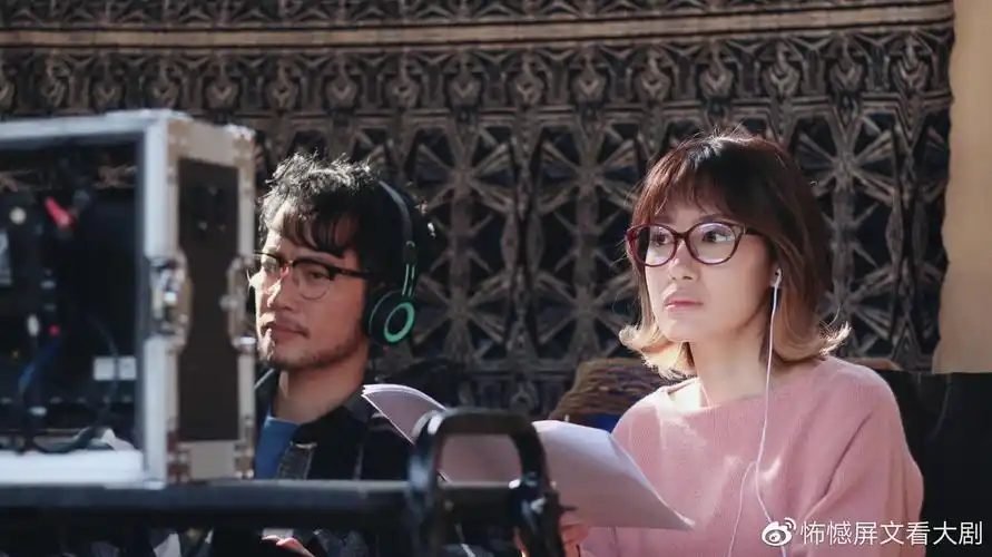 不被定型tvb小花蒋家旻摆脱御用女儿演活霸气编剧一角