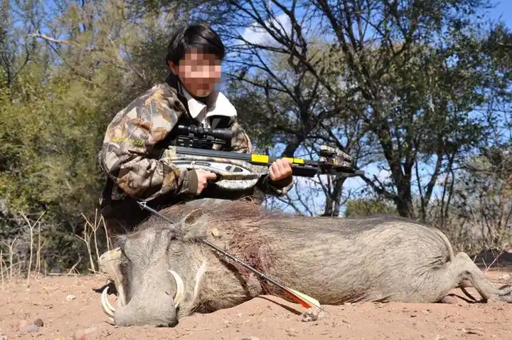 > 我爱狩猎俱乐部南非弓猎狩猎团