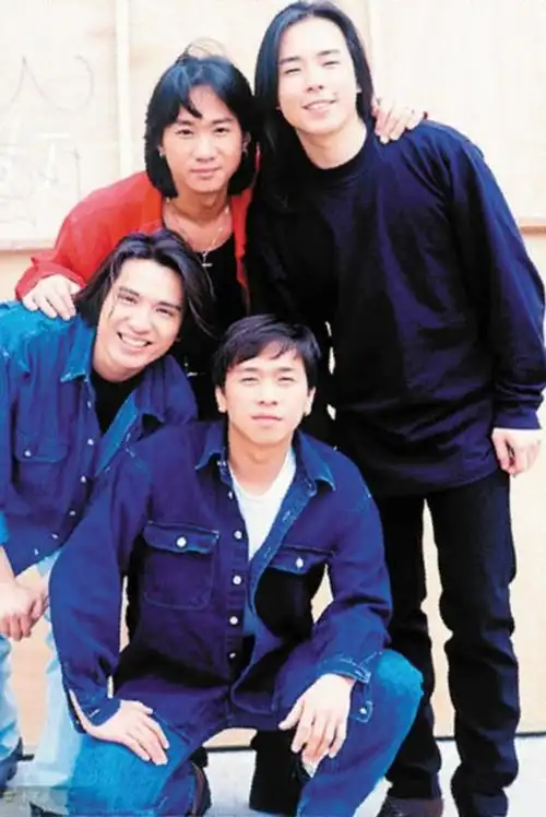 考古阿paul,越看越觉得beyond大家都好好啊!