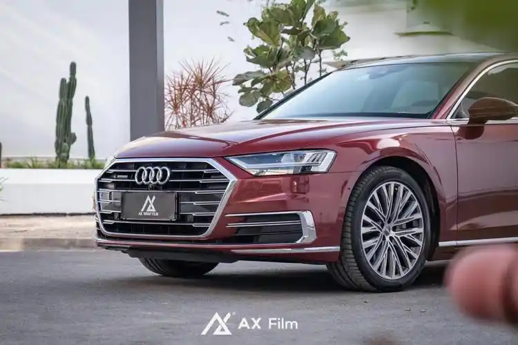 奥迪a8改色车厘子红复古红经典重现