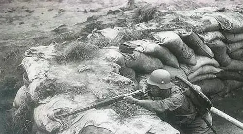 直击淞沪会战中的国军川军的装扮令人心酸图5精锐也死伤惨重