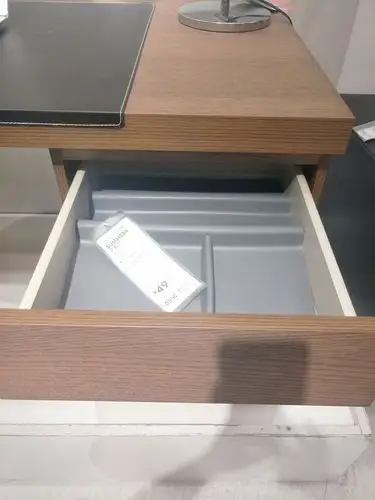 济南ikea宜家国内代购malm 马尔姆书桌,白色书桌和电脑桌 电脑桌