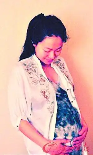 沈傲君怀孕照曝光.