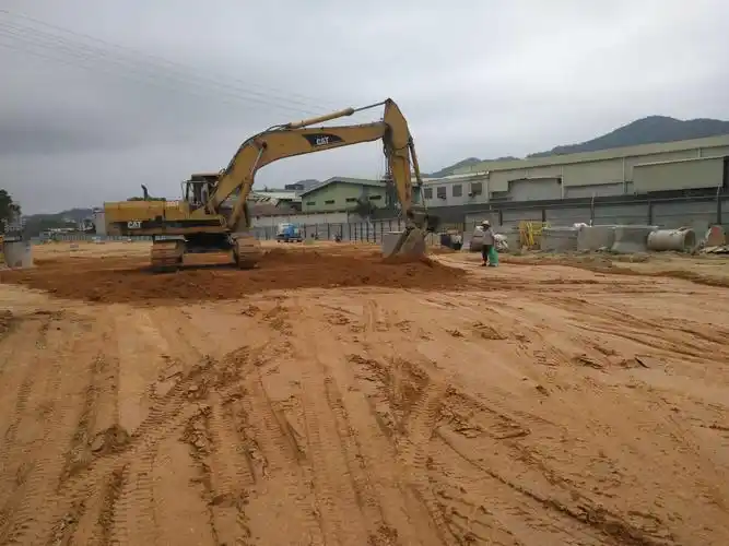 k1 350处路基回填及夯实