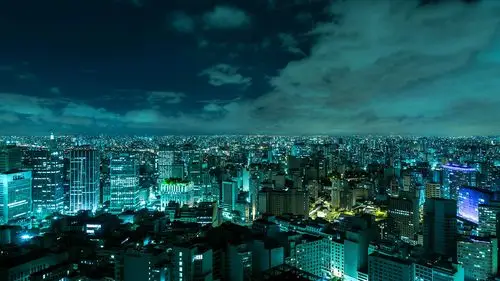 黑夜的城市也是一大亮点