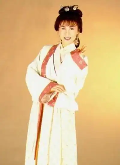 马菁宜扮演的阮星竹,是一个真正柔情似水的女人,她会争风吃醋,但无论