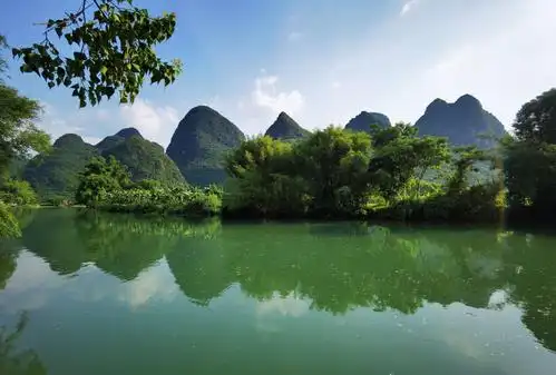 阳朔十里画廊美景迷人