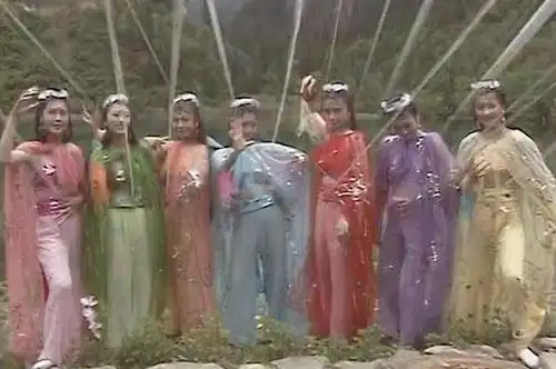 表面看打死七个蜘蛛精的是孙悟空其实不然她们到底命丧谁手