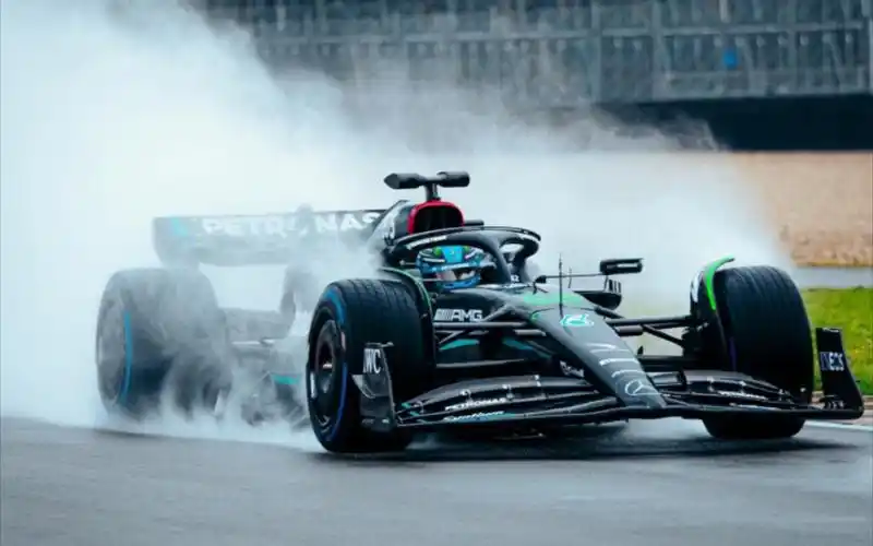 【梅赛德斯】f1 梅奔w14银石赛道测试照片