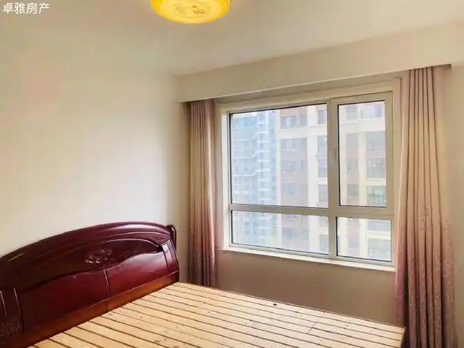 查看全部图片(16张)小区:亚特尔理想城小区地址:金山街966号房租走势