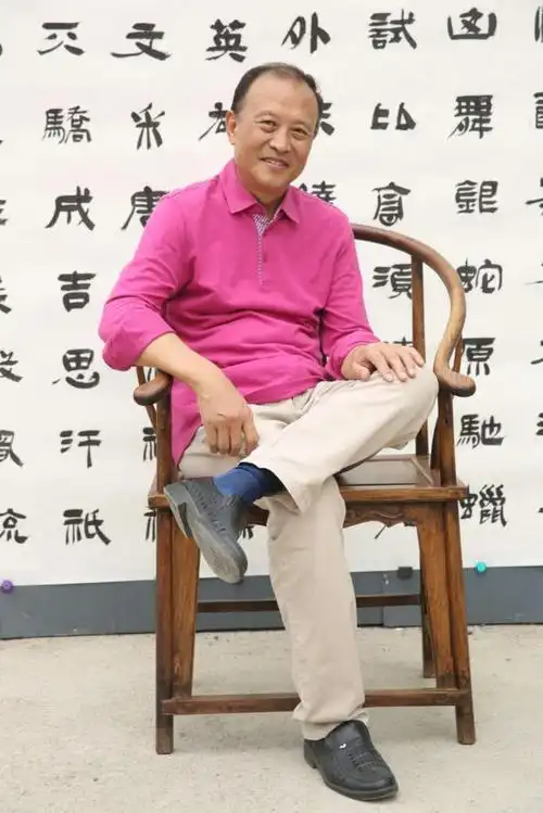 高岱:憨直古淡,厚重拙朴