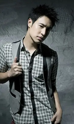 图台湾歌手潘玮柏图片唱功了得人称小王子