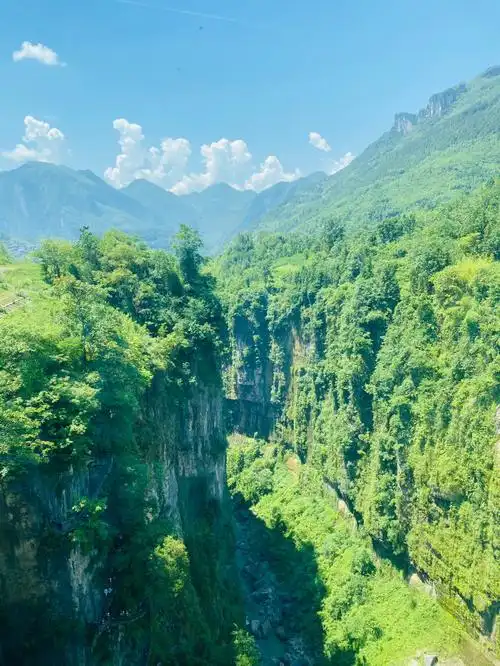 恩施大峡谷之云龙地缝美哭了