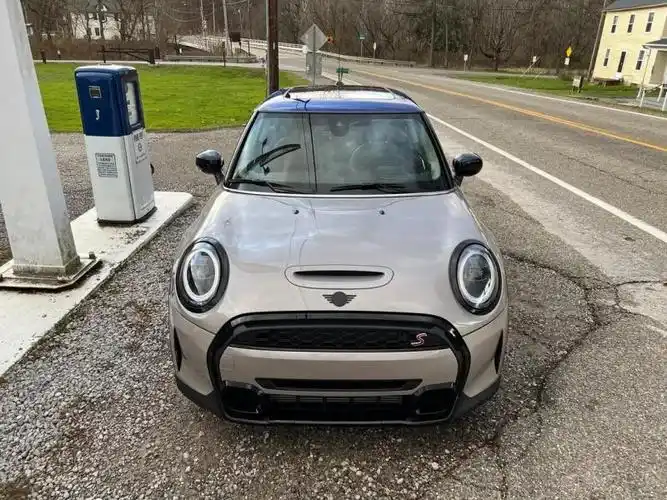 minicoopers是前驱还是后驱(宾利mini cooper)