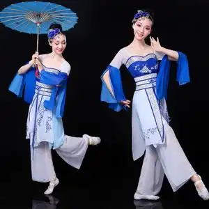 扇子舞蹈扇演出青花瓷图片