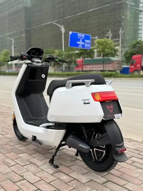 24款小牛电动车n系列,铅酸版 整车不带电池3999(广西直达市包邮) 整车