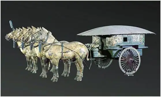 距西安40公里的临潼区,坐落在这里的秦始皇帝陵是中国历代皇帝陵中