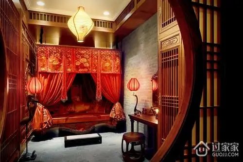 仿古典风卧室效果图_过家家装修效果图