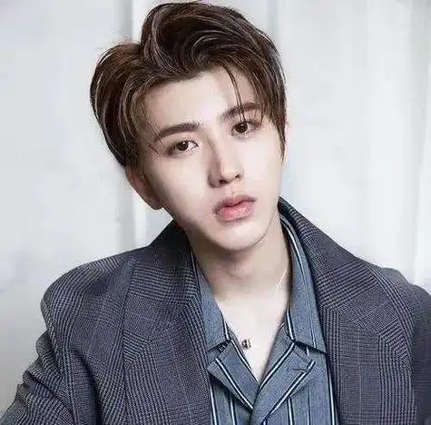 蔡徐坤被曝一夜情后女方怀孕,蔡母要求打胎,还派人跟踪监视插图14