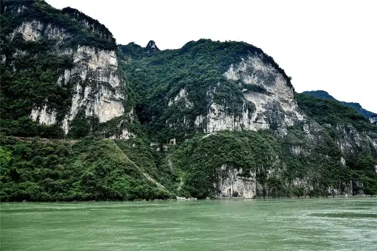 游览欣赏长江三峡之西陵峡风光〔已上麻辣社区首页