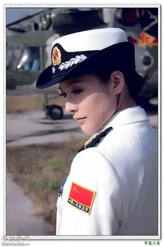 文工团的女兵们