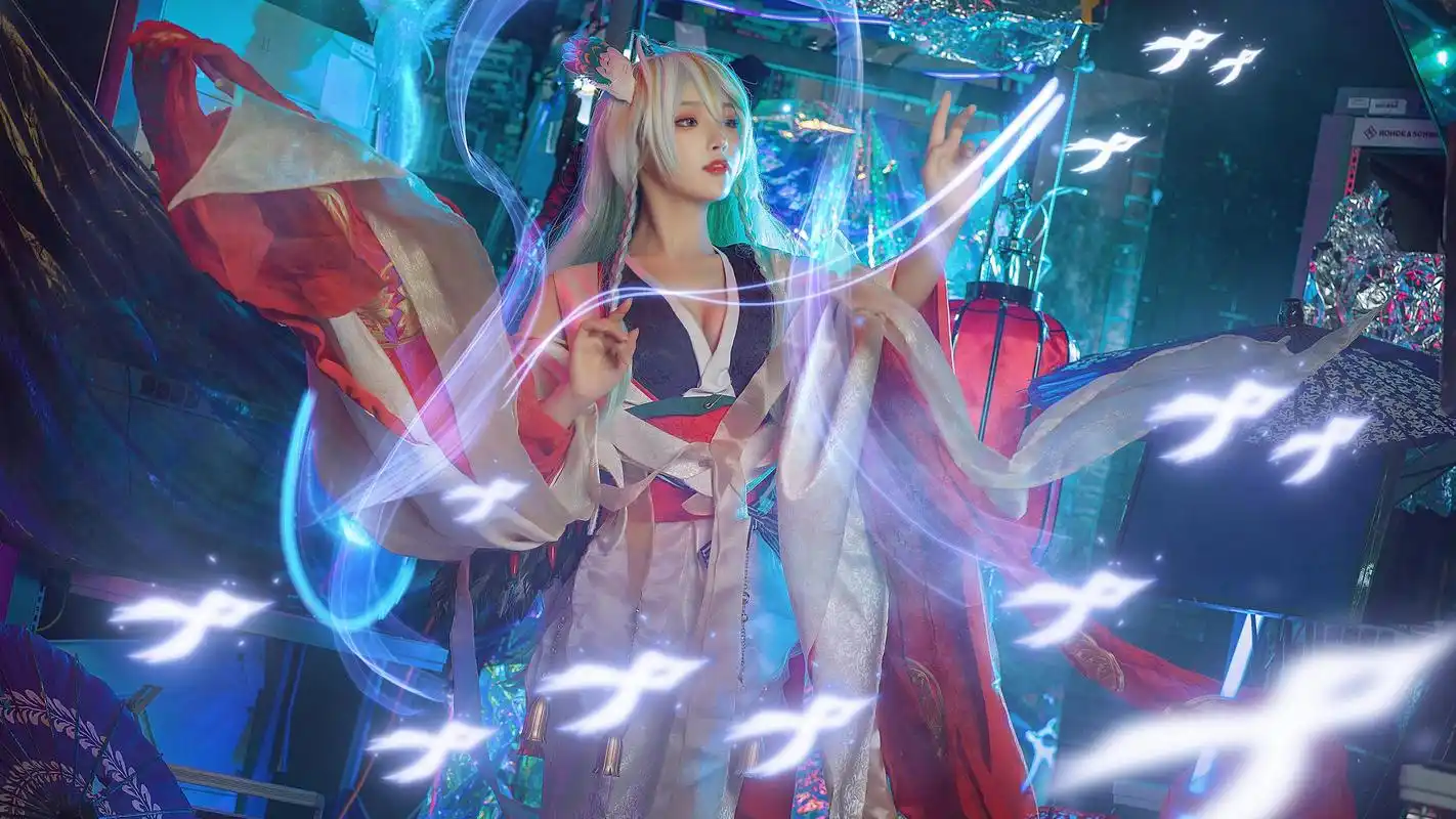 火辣女神性感cos阴阳师紧那罗写真