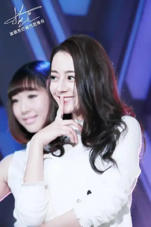 迪丽热巴  2gemini0603_迪丽热巴  3cluuuuu-  4dear迪丽热巴后援会