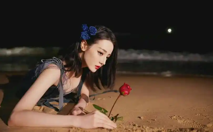 迪丽热巴造型出圈名场面红毯合集,一整个美哭了_花仙子_冷艳_玫瑰庄园