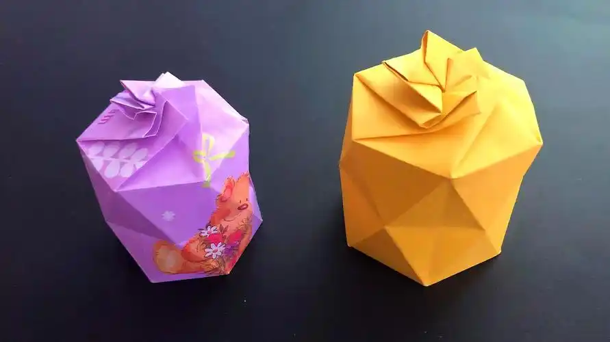 折纸教程:教大家折一款漂亮的礼盒,它的打开方式也非常特别