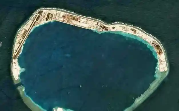 中国顶住国际压力坚持在南沙群岛吹填的七个人工岛现状喜人