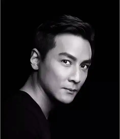 还数次不吝身躯"奉献艺术"吴彦祖这次突破往日形象蓄起长发留着鲻鱼头