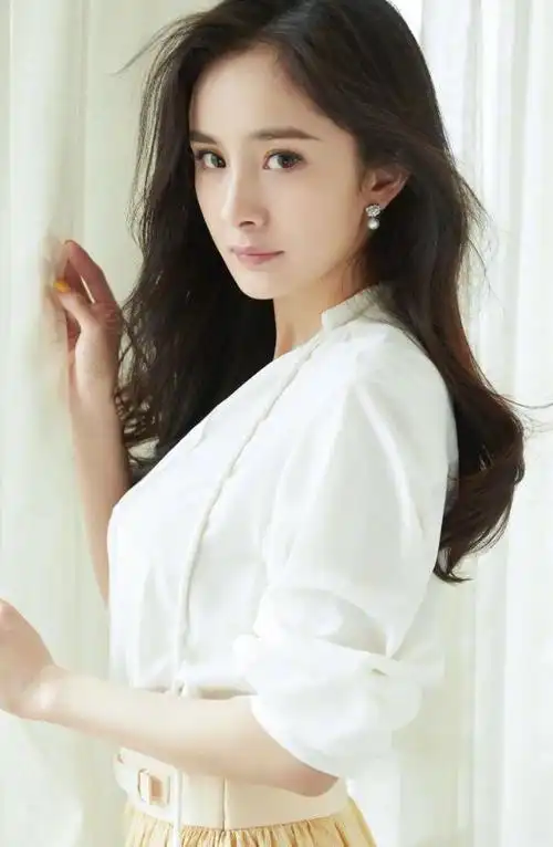 美丽与尴尬共存!她们的脸蛋绝对漂亮,但身材却不能看!