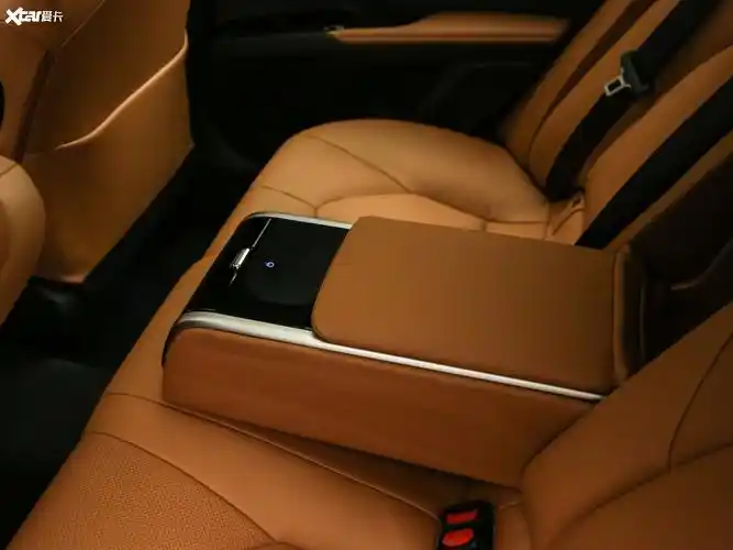 【2021款凯美瑞2.