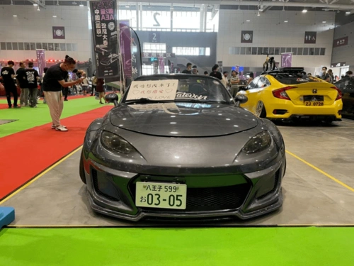 2021深圳国际改装车展 不是一般辣眼睛!