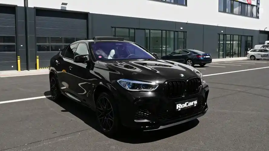 2020款宝马x6 m雷霆版 真野!